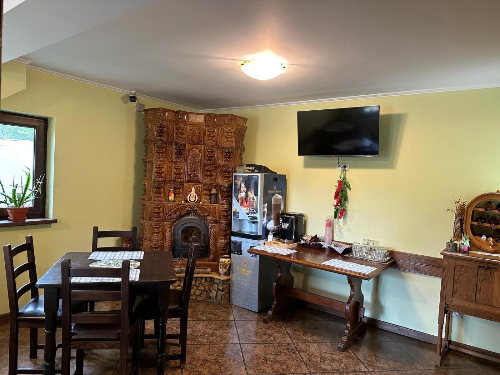 Casa Adelmar Hotel Tulcea Eksteriør billede