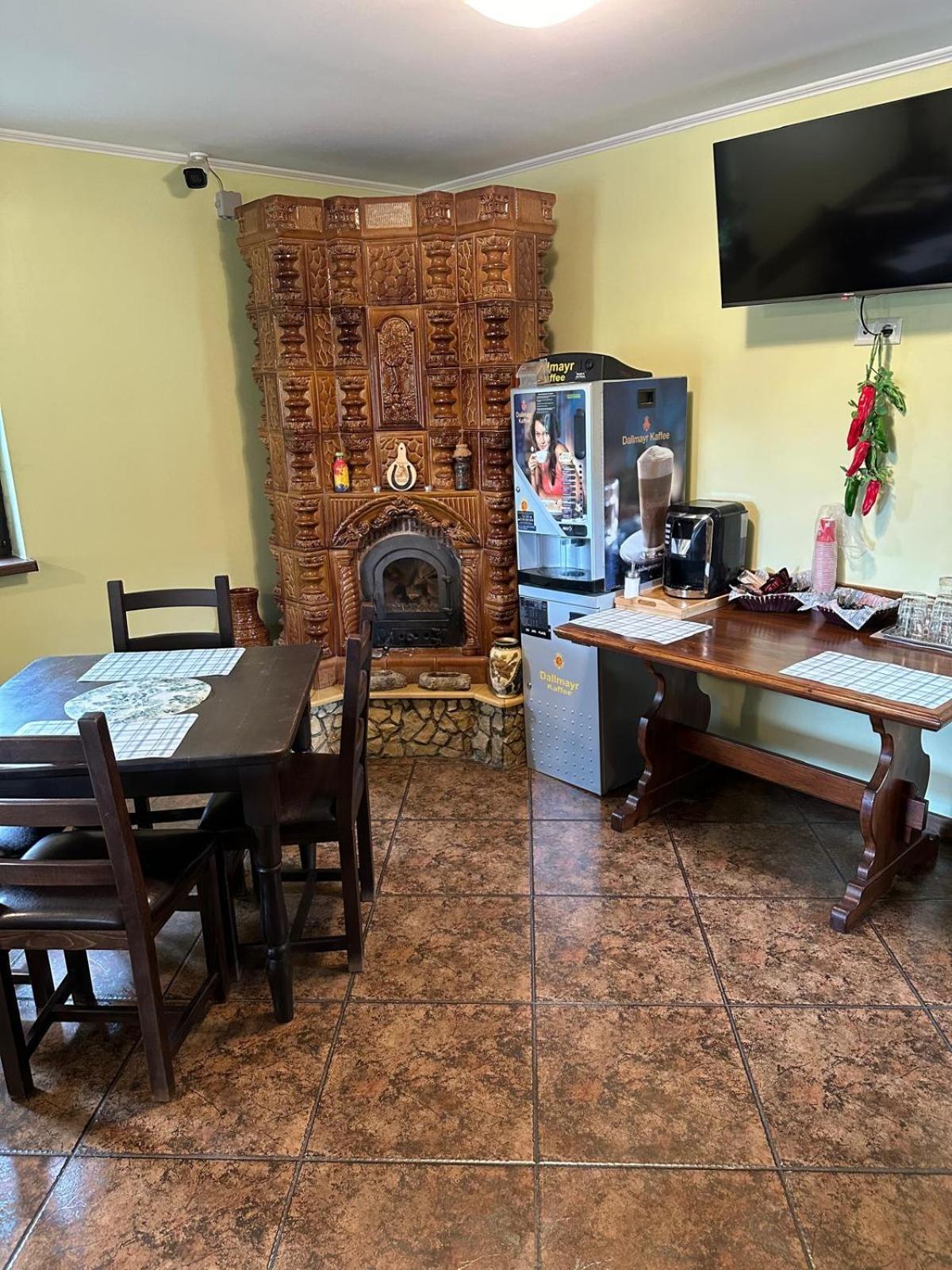 Casa Adelmar Hotel Tulcea Eksteriør billede